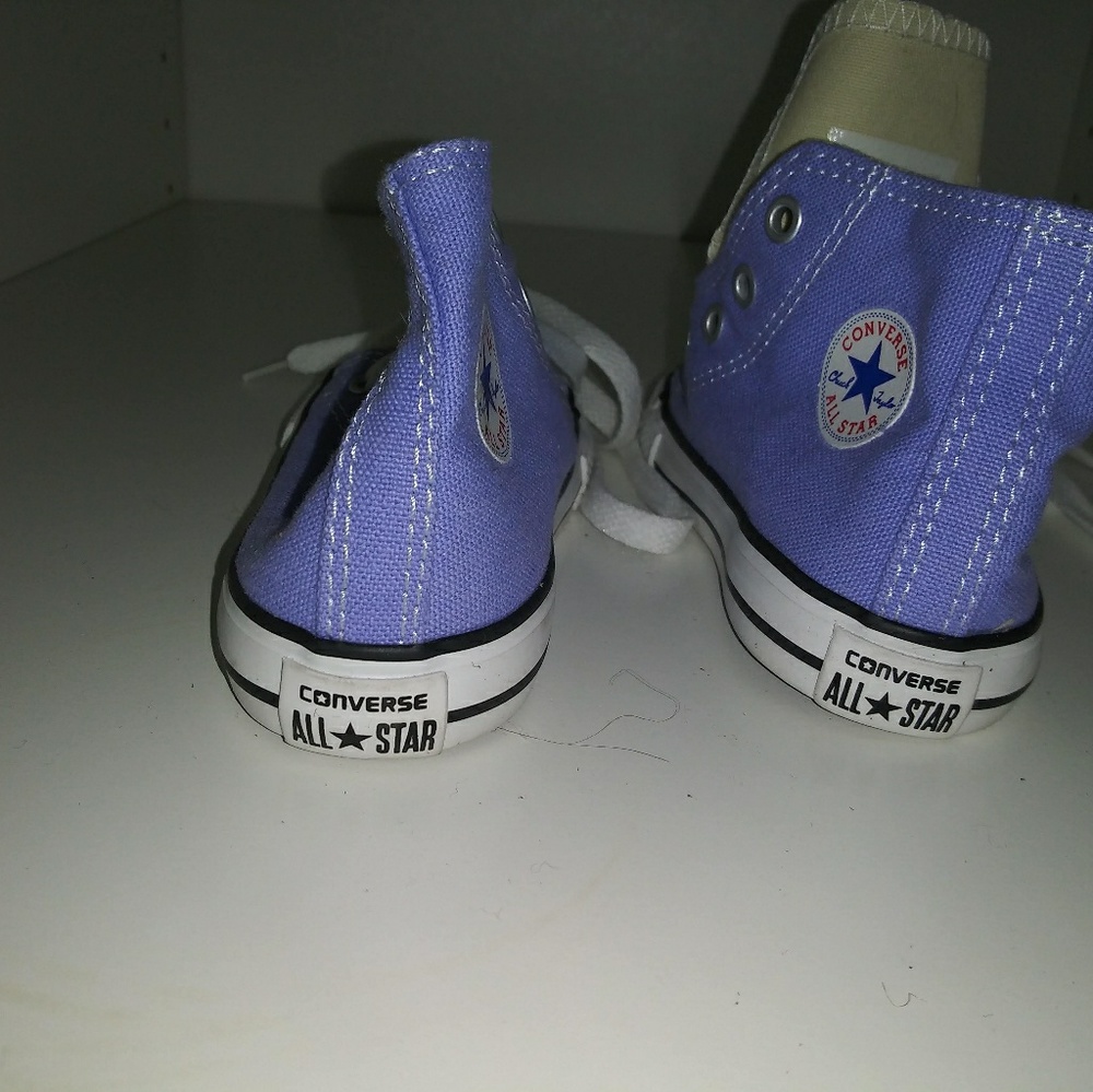 Nwot Converse Toddler 6 purple